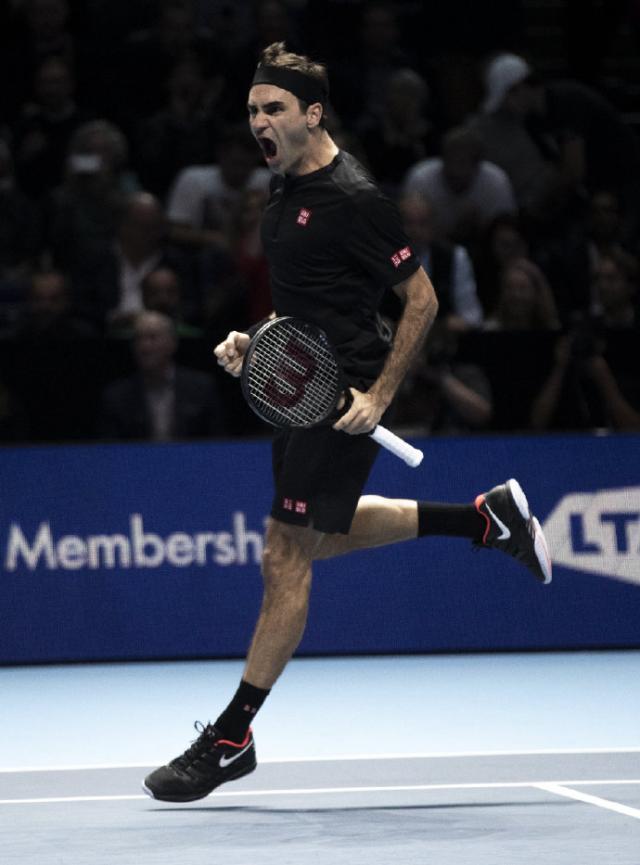 关于费德勒意外战胜塞尔维亚队,刷新纪录引爆全场!的信息 关于费德勒意外战胜塞尔维亚队,刷新纪录引爆全场!的信息