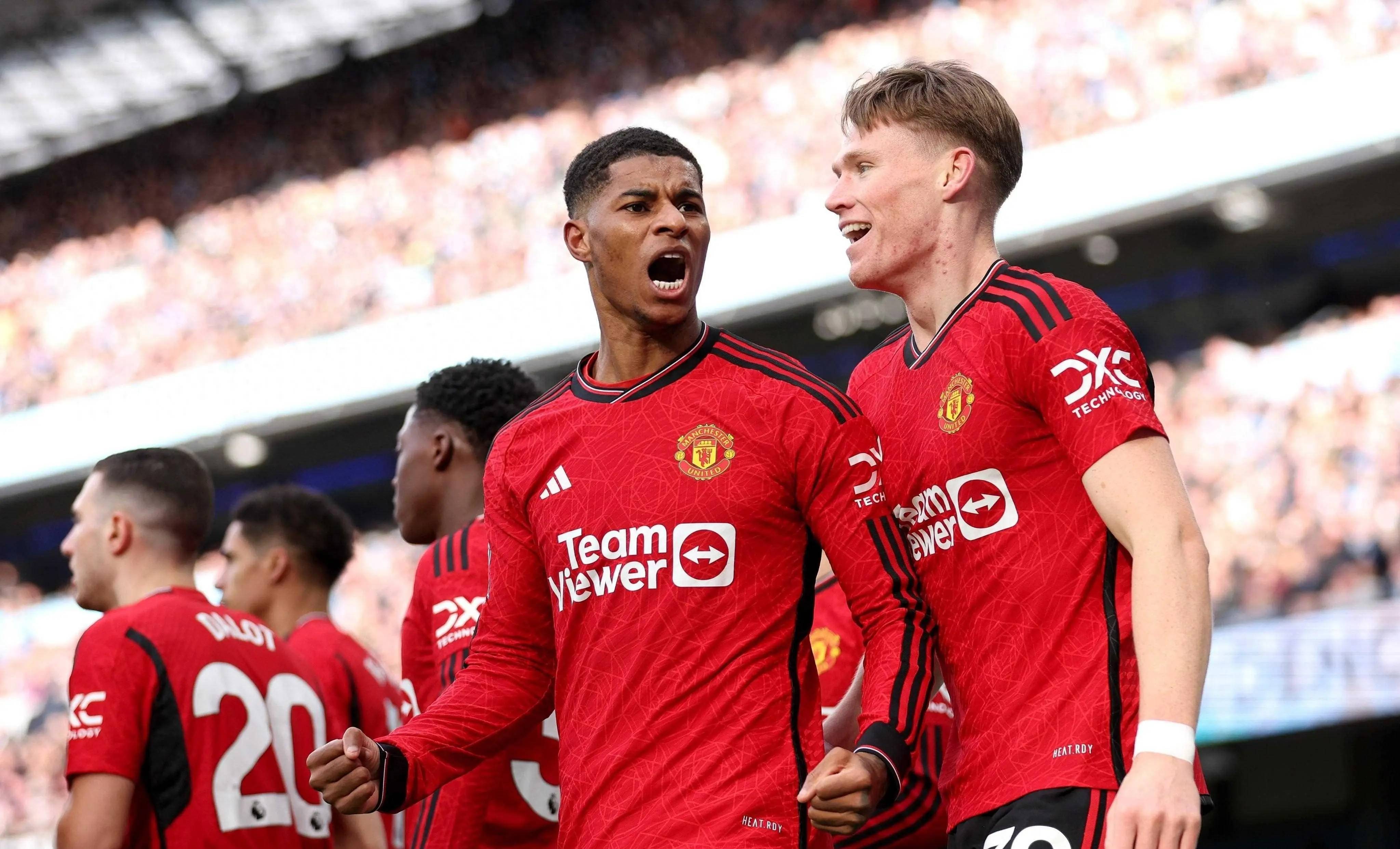 关于西亚卡姆在曼联比赛中刷新纪录,重要助攻引发热议!的信息 关于西亚卡姆在曼联比赛中刷新纪录,重要助攻引发热议!的信息