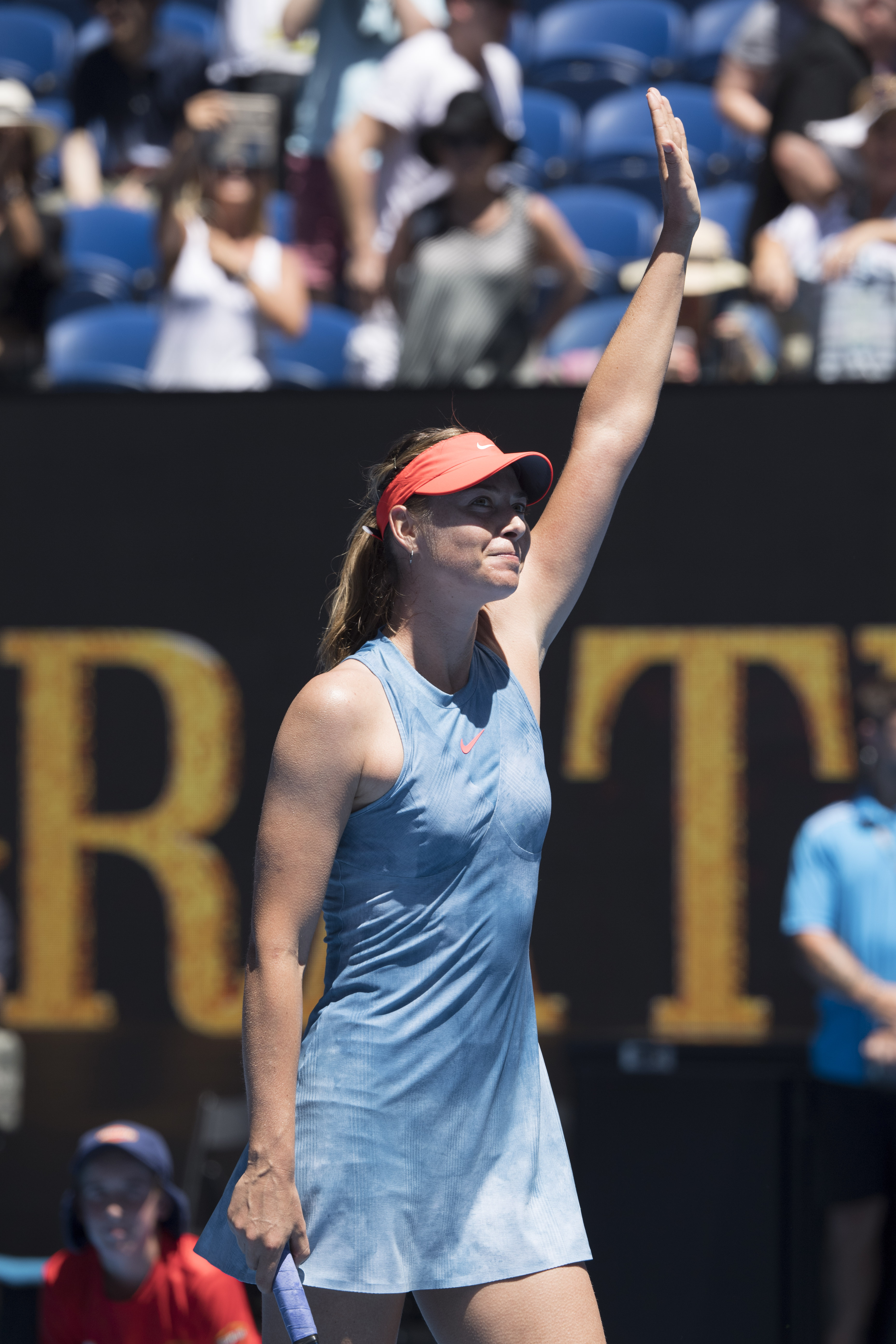 乐动全站 -莎拉波娃在TL比赛中险胜，锐不可当引发热议！的简单介绍