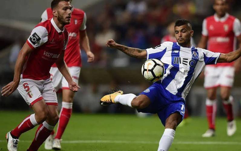 包含波尔图迎葡超关键赛,今晨主帅复盘,管理层满意,球队文化被再次提及的词条 包含波尔图迎葡超关键赛,今晨主帅复盘,管理层满意,球队文化被再次提及的词条