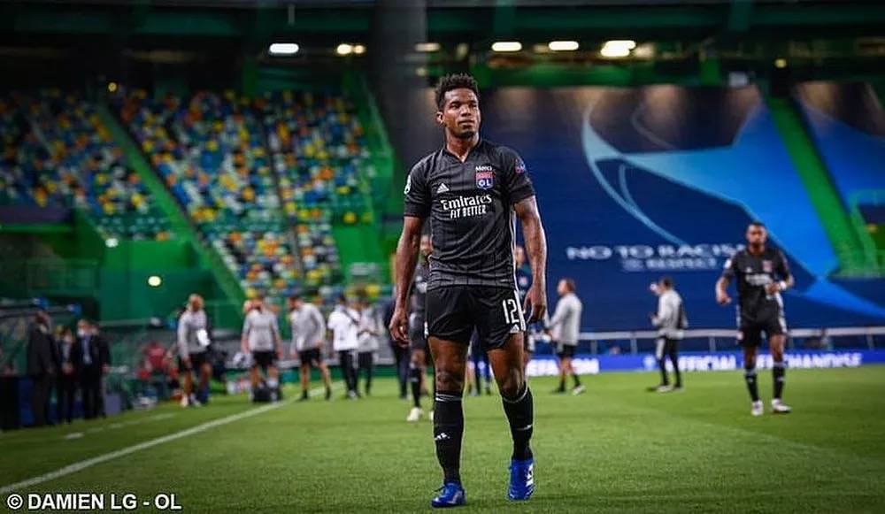 转折点!里昂完成体检,中超今晨攻防权衡,气氛紧张,训练强度显著提升 转折点!里昂完成体检,中超今晨攻防权衡,气氛紧张,训练强度显著提升