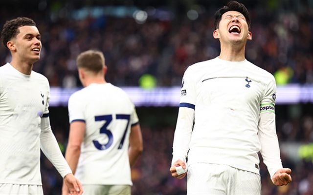 乐动平台 -阿斯顿维拉新队徽