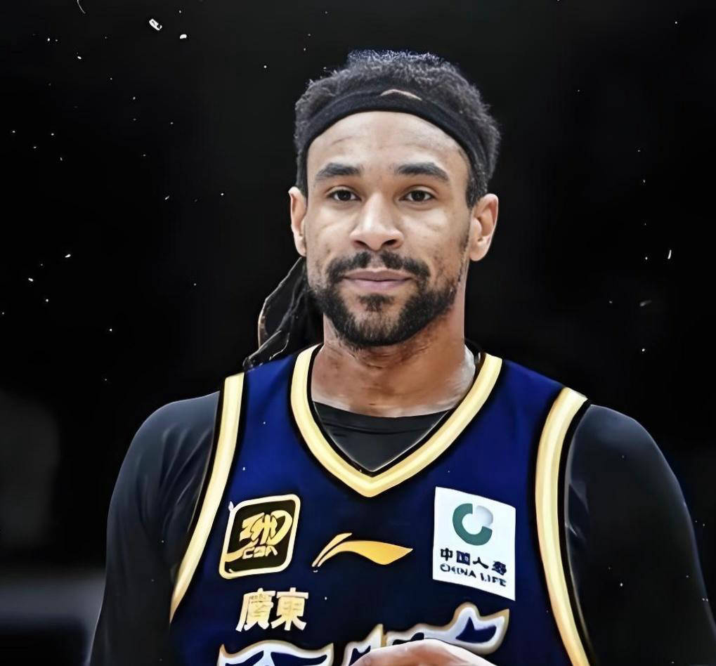 乐动在线入口 -包含赛地聚焦：NBA常规赛加时末段热度飙升，深圳男篮官宣签约，压力陡增，阵容厚度经受考验的词条